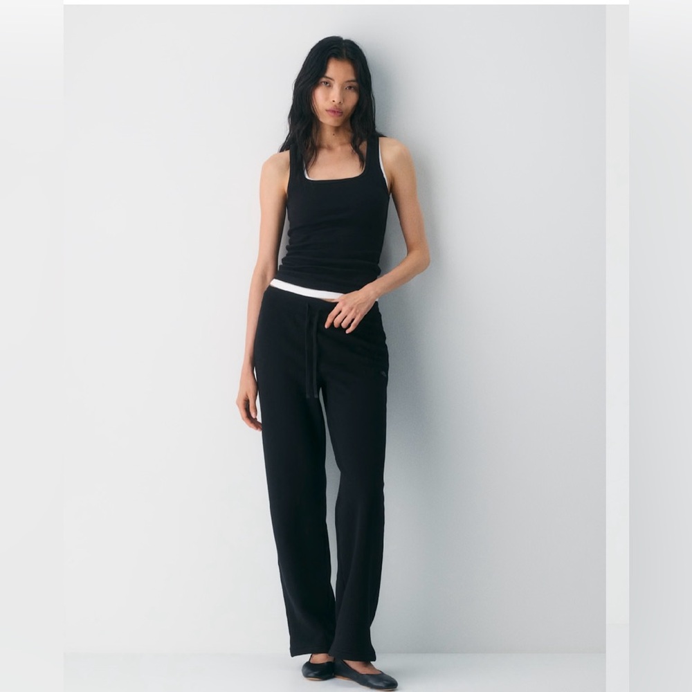 Aritzia Black Pants Sweatfleece Perfect Fit